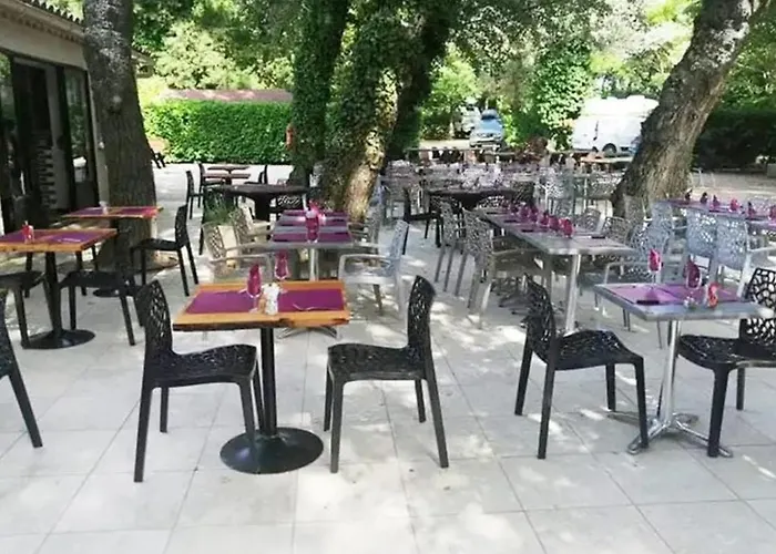 캠프장 Mobil Avec Terrasse - 4 Pers. - Api-1-52-1975